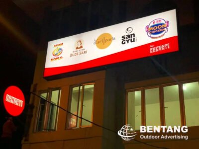 Contoh Neon Box yang Menarik dan Mencuri Perhatian