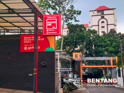 Contoh Neon Box yang Menarik dan Mencuri Perhatian