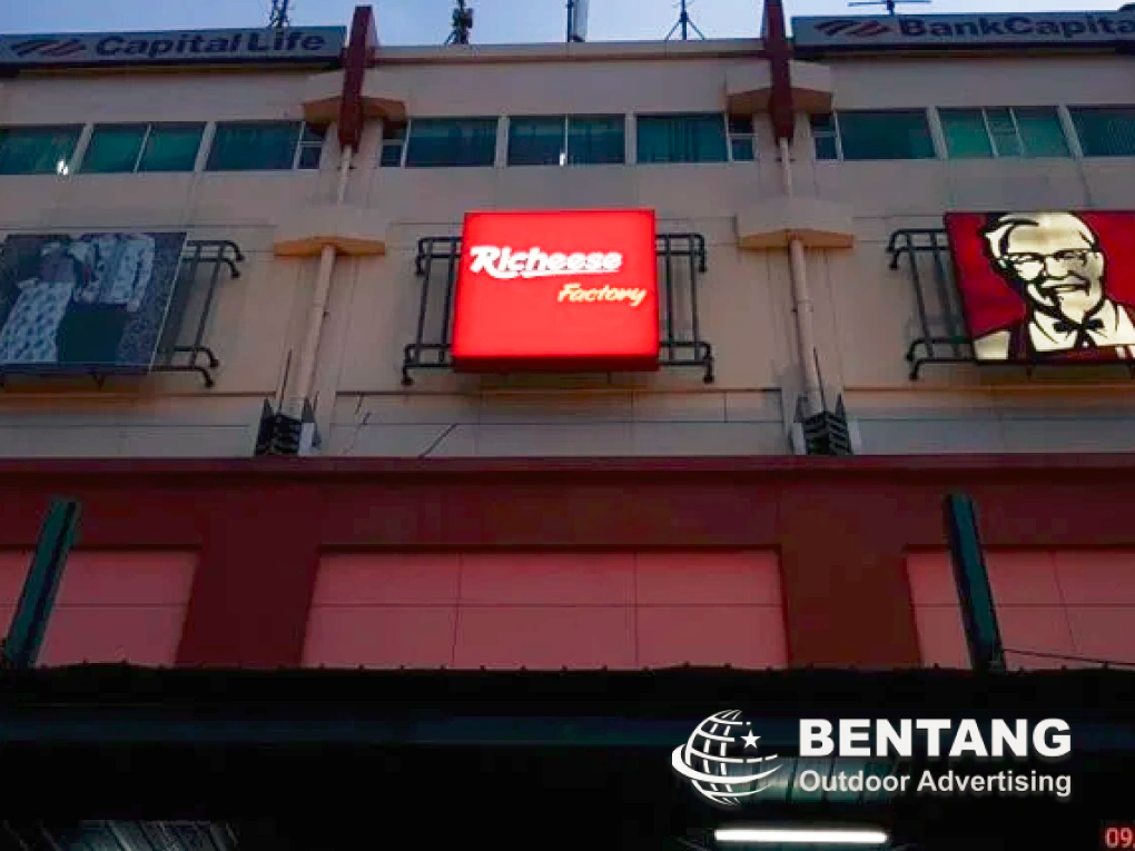 Neon Box Jakarta Barat: Desain Stylish Tingkatkan Daya Tarik Toko
